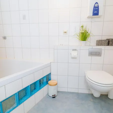 Apartment Admiralskoje Direkt Am Hafen