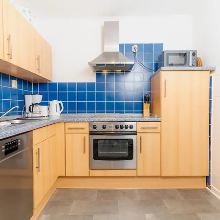 Apartment Admiralskoje Direkt Am Hafen