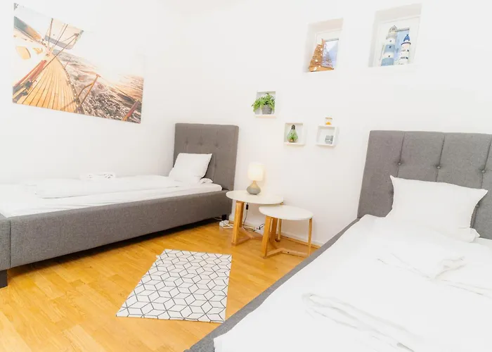 Admiralskoje Direkt Am Hafen Flensburg